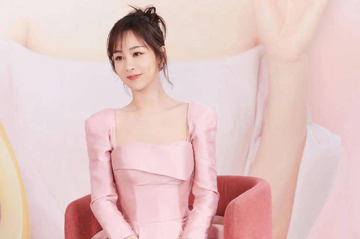 杨紫走光家有儿女杨紫疑似没穿内衣