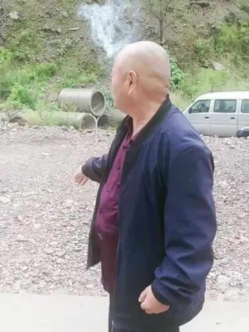 ��ԲԲ����������������ط���Ӧ����������